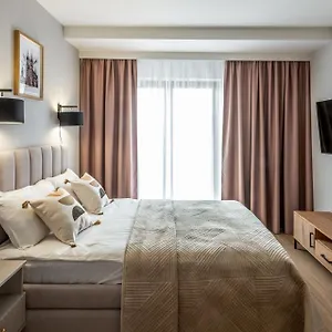  Apartamento Iron